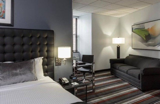 Superior King Bedded Room at Broadway Plaza Hotel