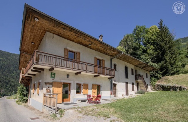 SUR LES PAS DES Chartreux