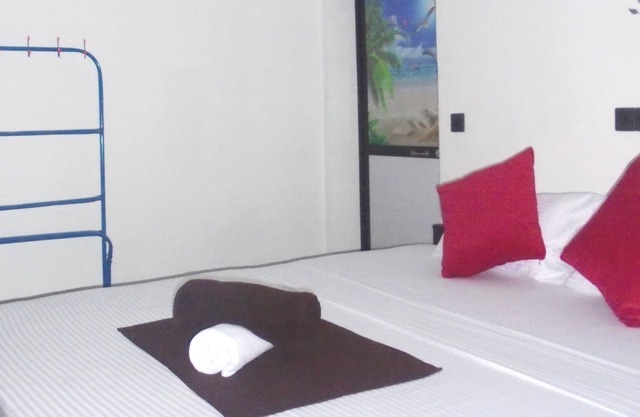 Surf Bay Resort
