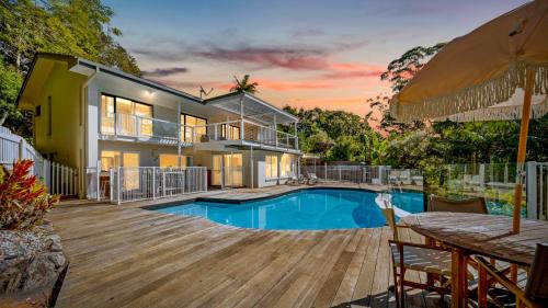 Surfers Rest - Stunning home 3 mins to beach