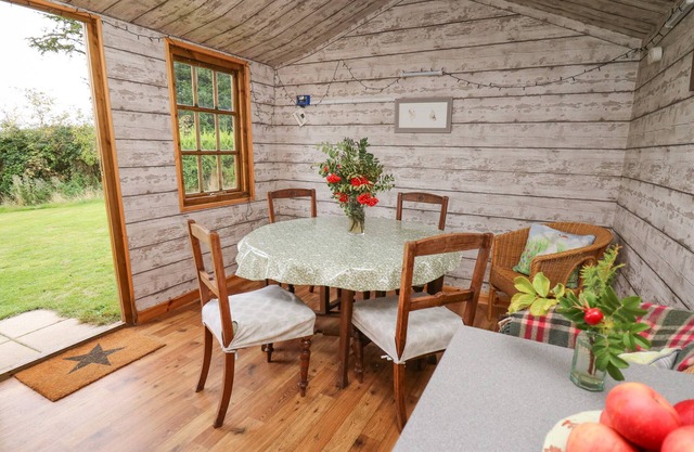 Sweet Briar Shepherds Hut