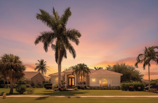 Sweet Home Ross for 8 ppl and 5 minutes from Marco Island Beach