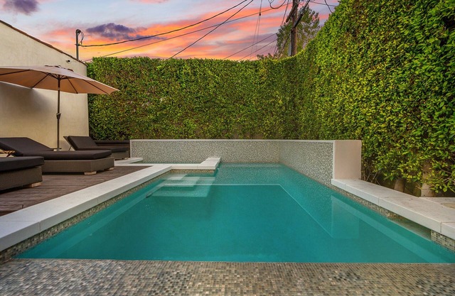 SWEETZER VILLA - 3BDR LOCATION!