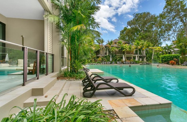 Swim Out Apartments in Triton Street Beachfront Resort Palm Cove