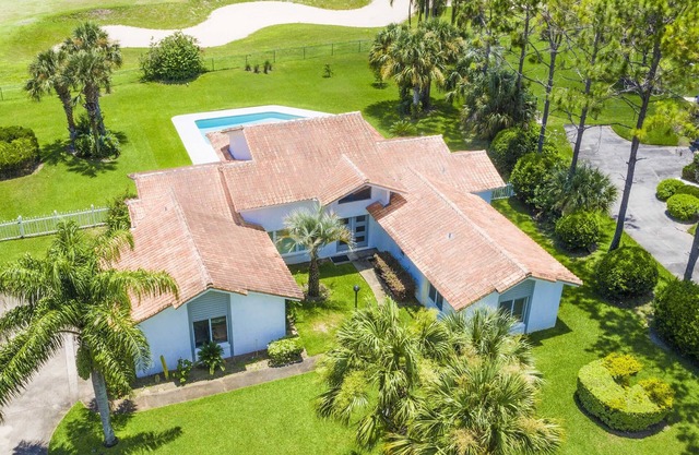 SWISS 31 - Golf Course