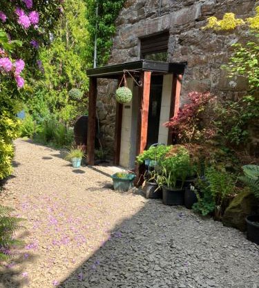 Swn y nant Barmouth road A496 Llanelltyd