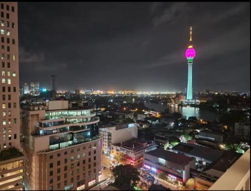 T&T Trizen Luxury 2BR Apartment in 35th floor Colombo, Sri Lanka