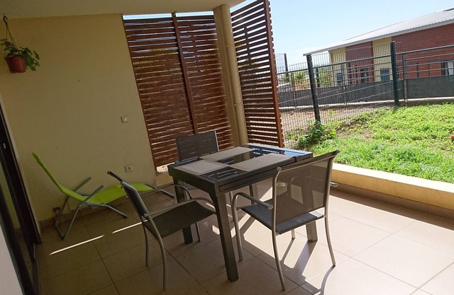 T2 apartment in residence with swimming pool at l'ermitage