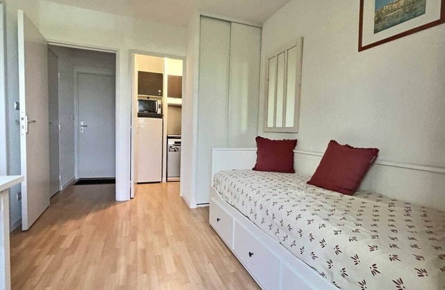 T2 apartment with pool