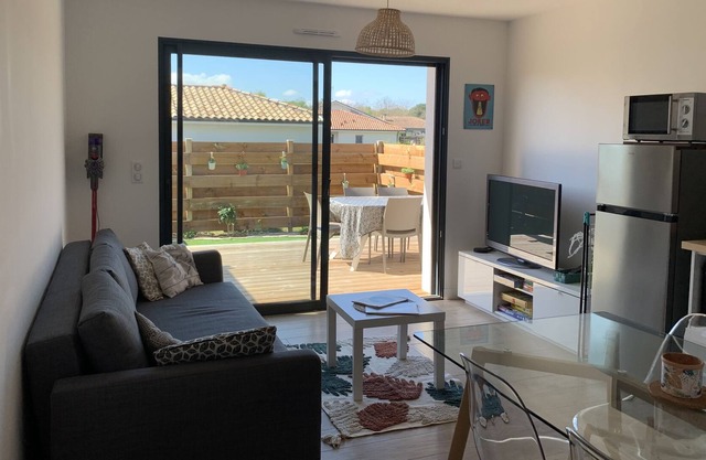 T2 apartment with garden, 10 minutes from the beaches of Seignosse