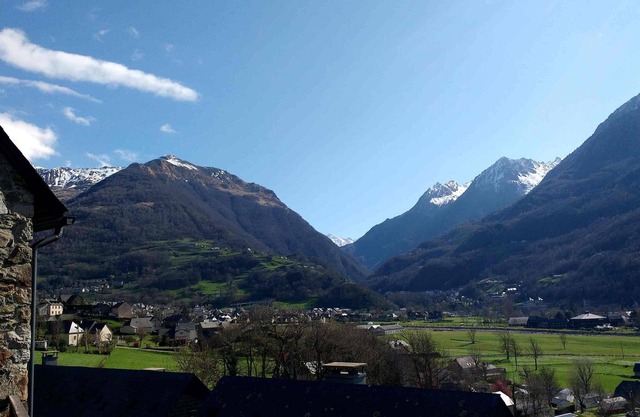 T2 calm and sunny with very nice view