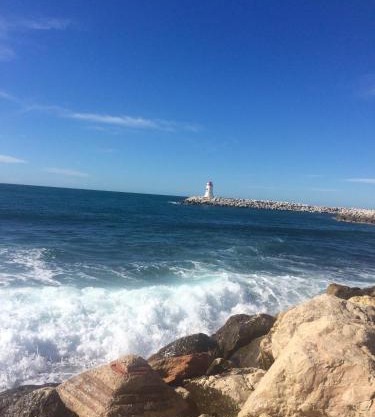 T2 calme au centre de Sausset