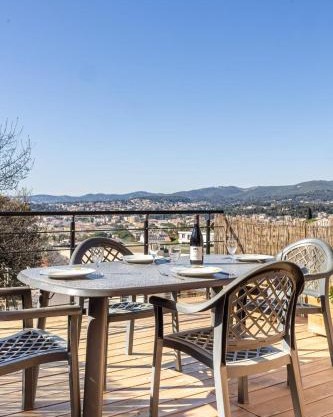 T2 cosy avec terrasse - proche plage & Sanary
