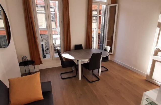 T2 neuf tout équipé, climatisé