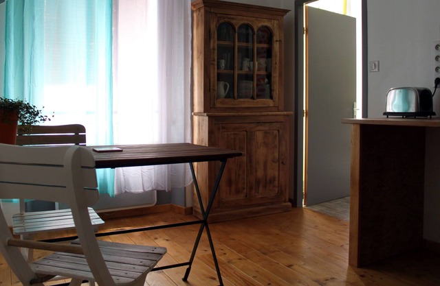 T2 Quiet & Cozy -45 m2 City Center