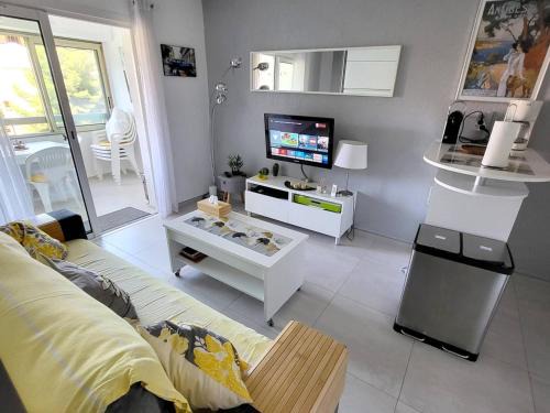 T2 rénové à 250 m plage - Wi-Fi - Piscine/Tennis payants - Parking - Non fumeurs/animaux - FR-1-316-313