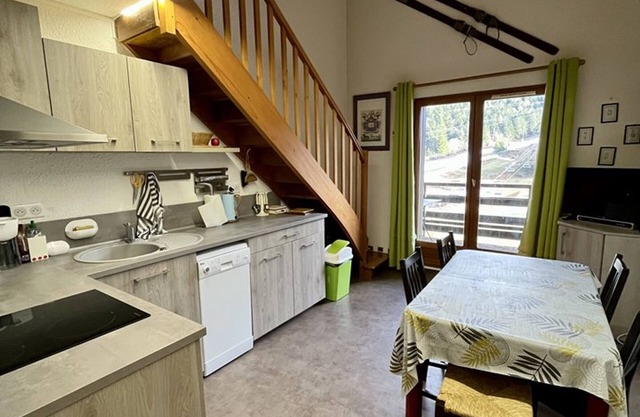 T3 Duplex with balcony in Le Lioran center, near slopes