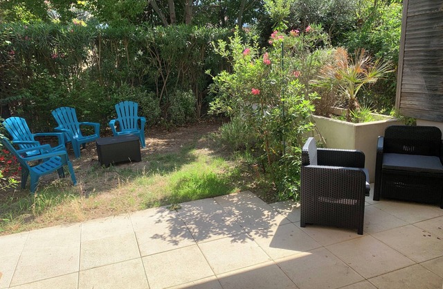 T3 garden apartment with 100 m2 garden near the sea and Stade Vélodrome