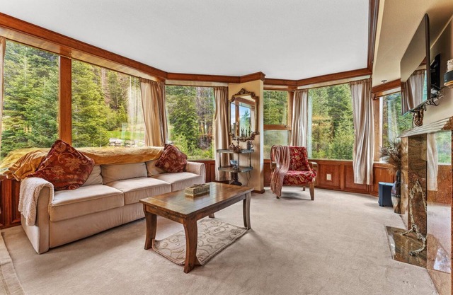 Tahoe Everline Resort & Spa - 2 Bdrm Corner Suite