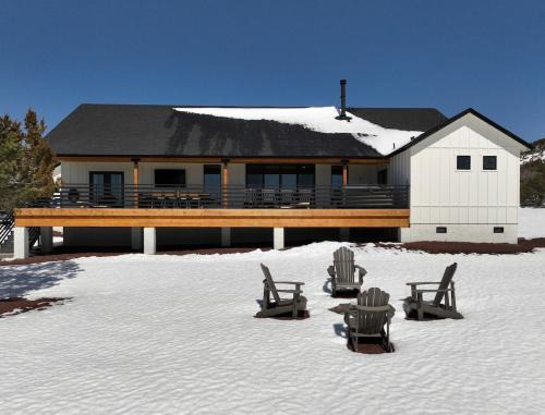 Tangerine Sky Ranch Cabin