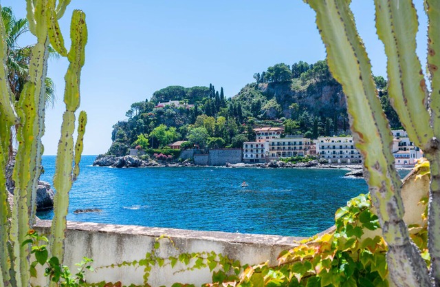 TaoApartments - Casa Salina | Taormina Mare Mazzarò