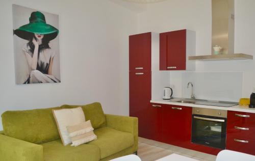 Taormina Naxos Home