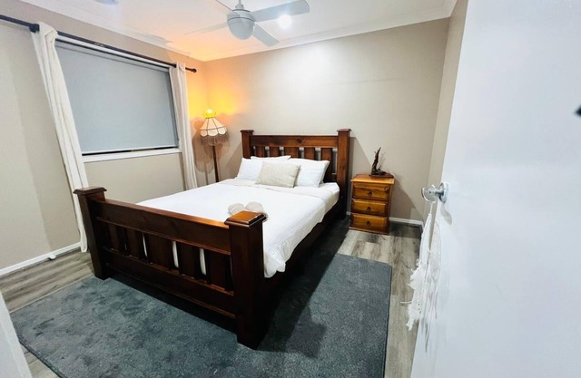 Tarneit Treasure a 4 bed room house. A place of peace and tranquilaity