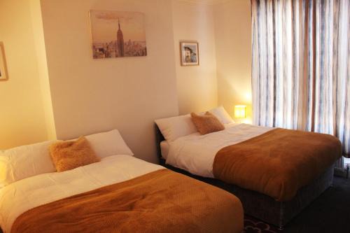 Tastefully furnished and Cosy 2-bedroom house