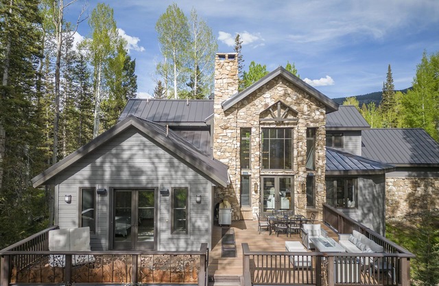 Telluride Aspen Grove Ski in/Ski out in Mountain Village by Cuvee