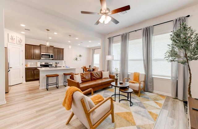 temp: Retreat in Troy with 5 Beds