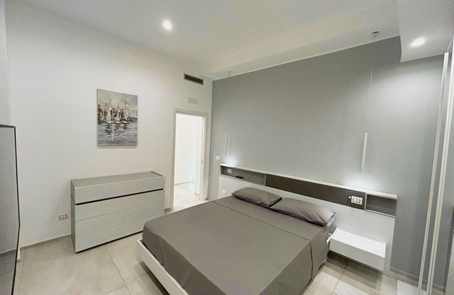 Templar Mansion - Trani