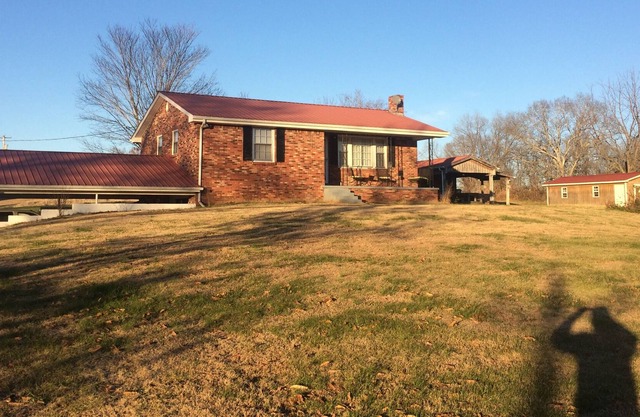 Tennessee Country Hill Top Cottage