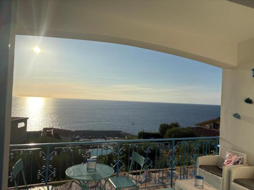 TENUTA TAURIANUM PanoramicHouse e PanoramicB&B