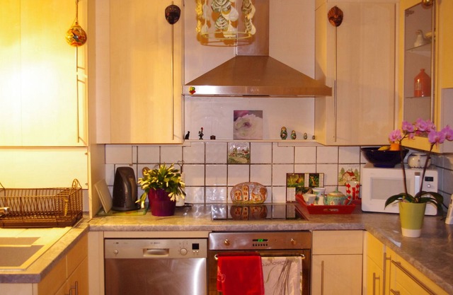 Terraced house, 120M2, for 7 people, 2 km from the lake, with private garden