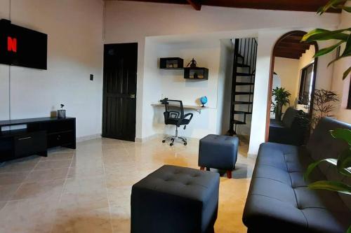 Terraza y vista, Poblado a 5min.