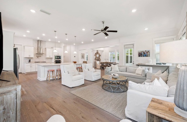 Thanksgiving Getaway! 5BR 30A Home Golf Cart Pool Bikes