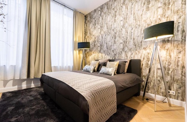 The 99, Appartement sauna & parking