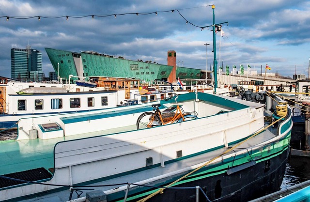 The Amsterdam boat Zaandam