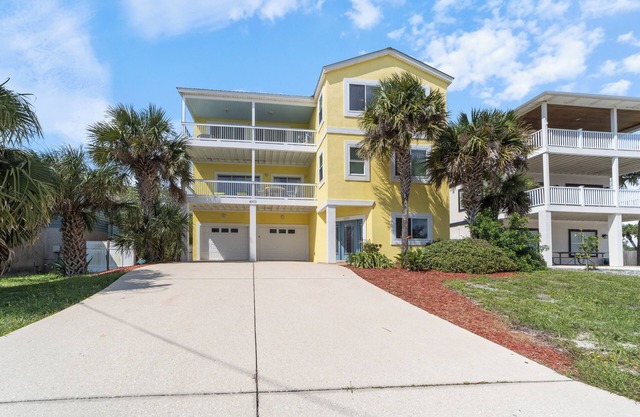 The Big Kahuna Family Beach Home