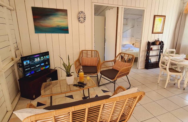 THE BÔ BUNGAL'EAU with terrace for 4 people is 50 meters from the beach