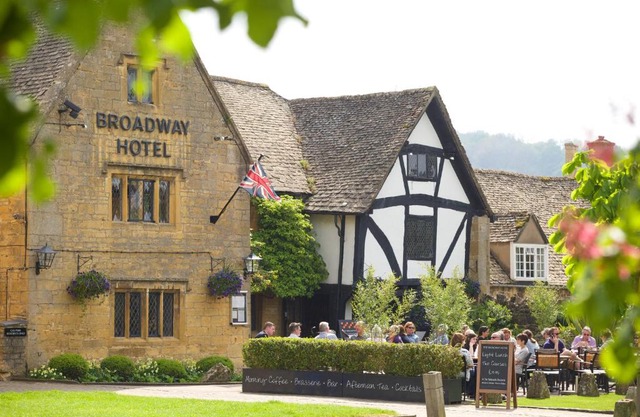 The Broadway Hotel