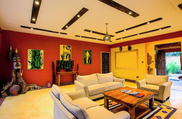 The Butterfly - Elegant Lake Naivasha Retreat with Sauna, Games & Stunning Views