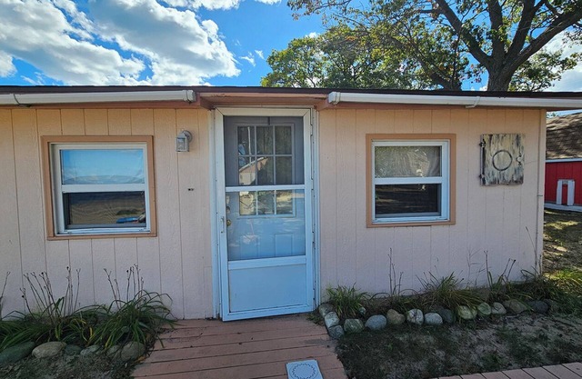 The Castaway Cottage