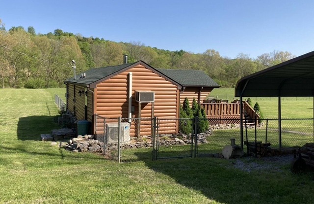 The Cabin @ Potter's Grove