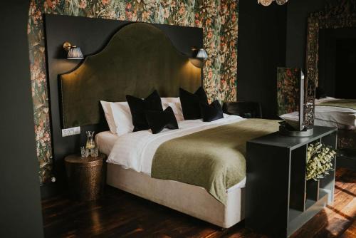 The Croft Hotel