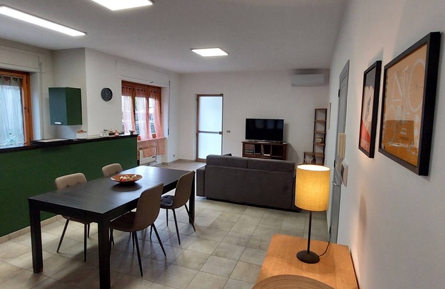 The Cyclist. Pedal your way to your ideal stay!