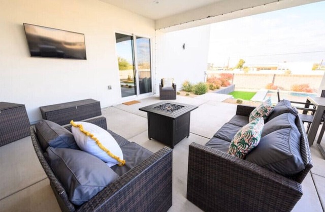 The Desert Escape w/heated pooln
