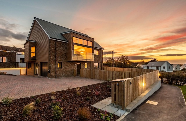 The Dunes - Four Bedroom House, Sleeps 8