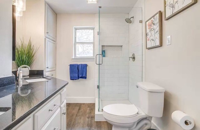 The Eclectic Oasis - Pool, Games & Family Fun