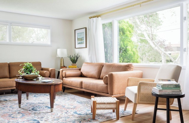 The Elm House-Downtown Suttons Bay with game room!